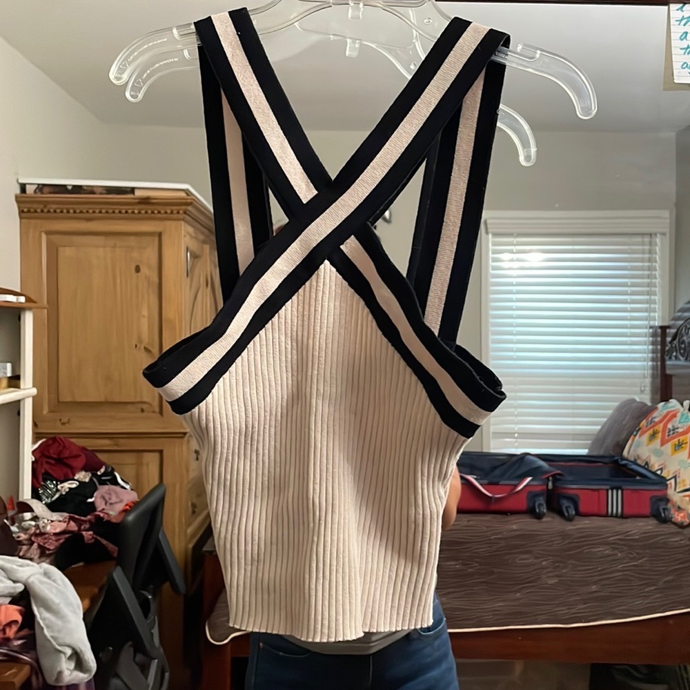 Forever 21 Top Black and Beige